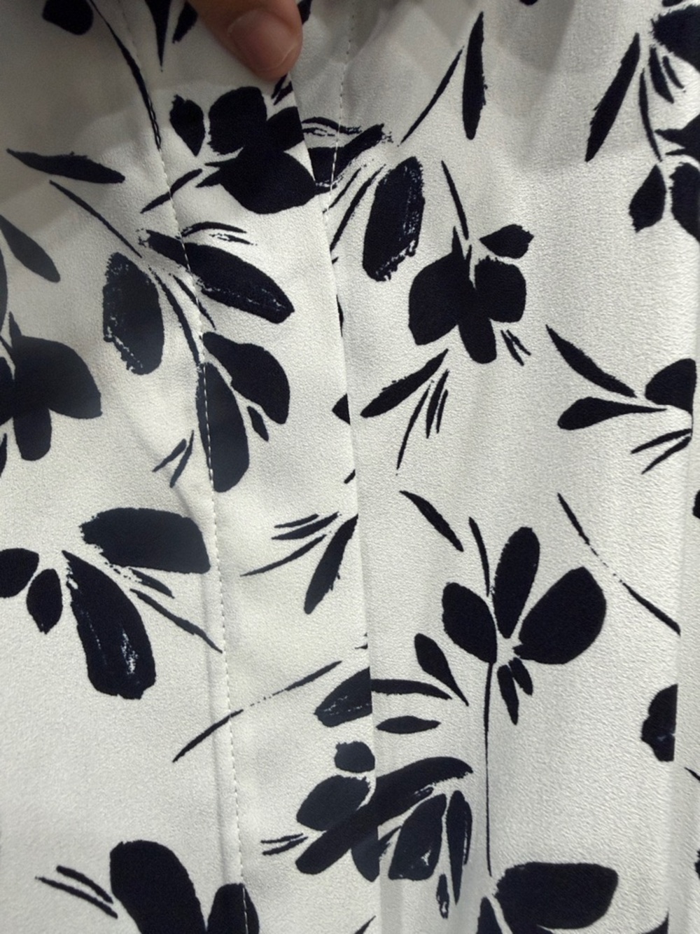 Calvin Klein White Midi Shirt Dress w/DARK NAVY BLUE Floral Print with Pockets - Picture 4 of 16